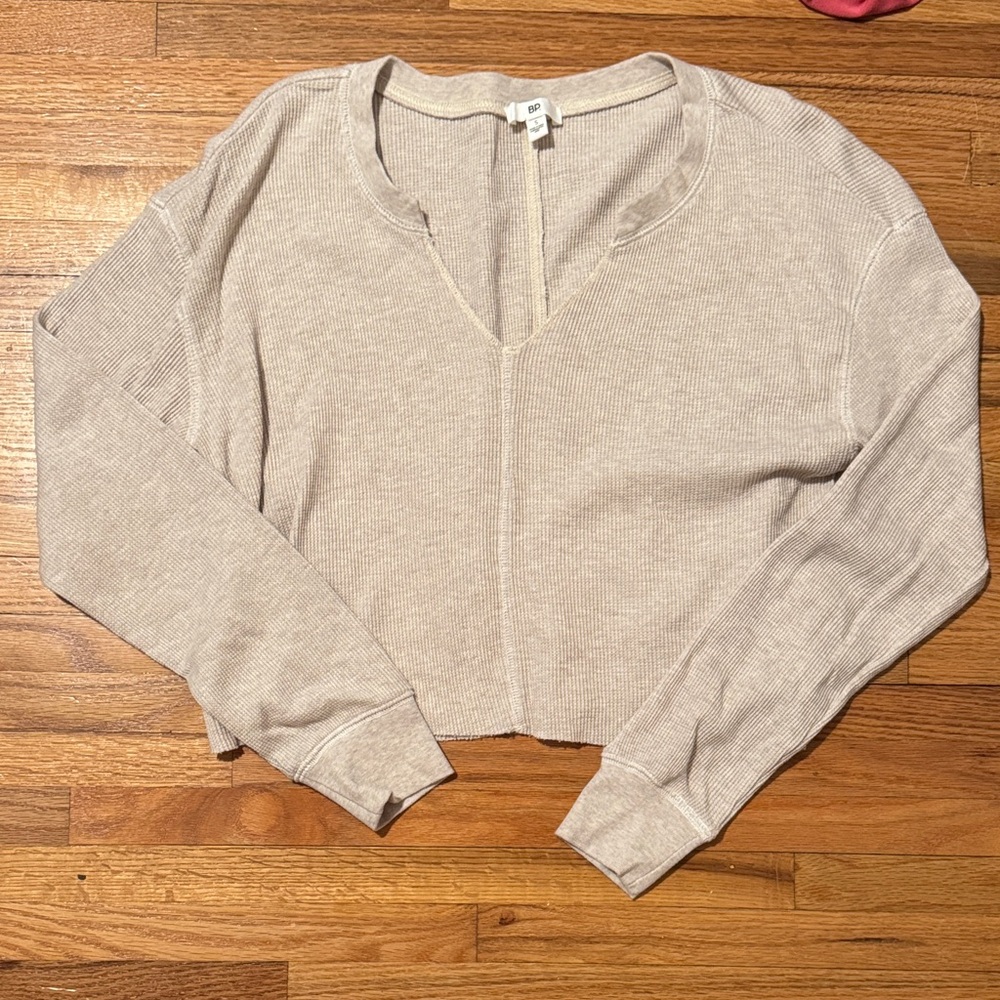 Beige V-Neck Long Sleeve Top